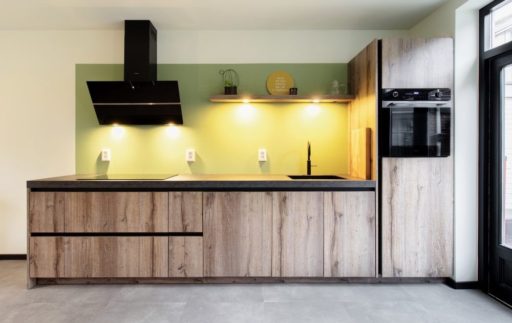 Nieuwe keuken en zeer tevreden klant - overzicht_voor Nieuwe keuken en zeer tevreden klant - overzicht_voor