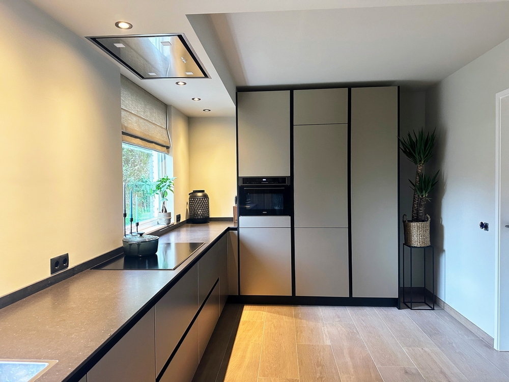 Stijlvolle keuken met stalen front geplaatst in Nagele Flevoland - bob_keukenbouwer-joure_-_keuken_opgeleverd_in_nagele1 Stijlvolle keuken met stalen front geplaatst in Nagele Flevoland - bob_keukenbouwer-joure_-_keuken_opgeleverd_in_nagele1